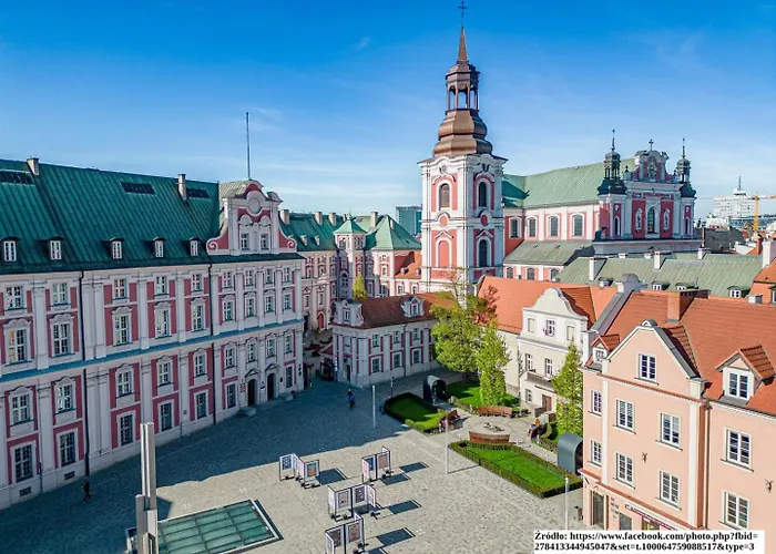 Art Deco Point Apartment